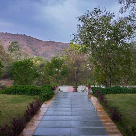 The Hunting Lodge Resort Udaipur - Villas & Pool Dabok Exterior photo