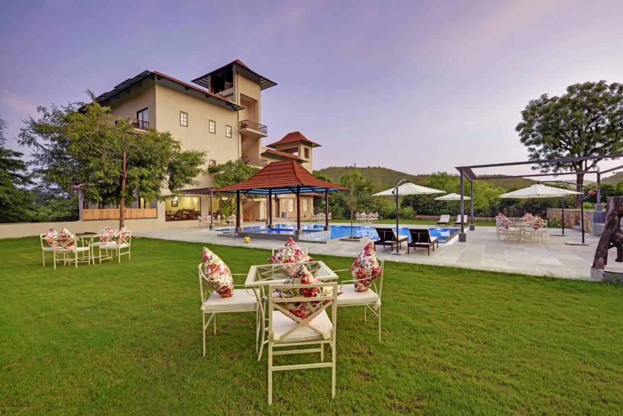 The Hunting Lodge Resort Udaipur - Villas & Pool Dabok Exterior photo